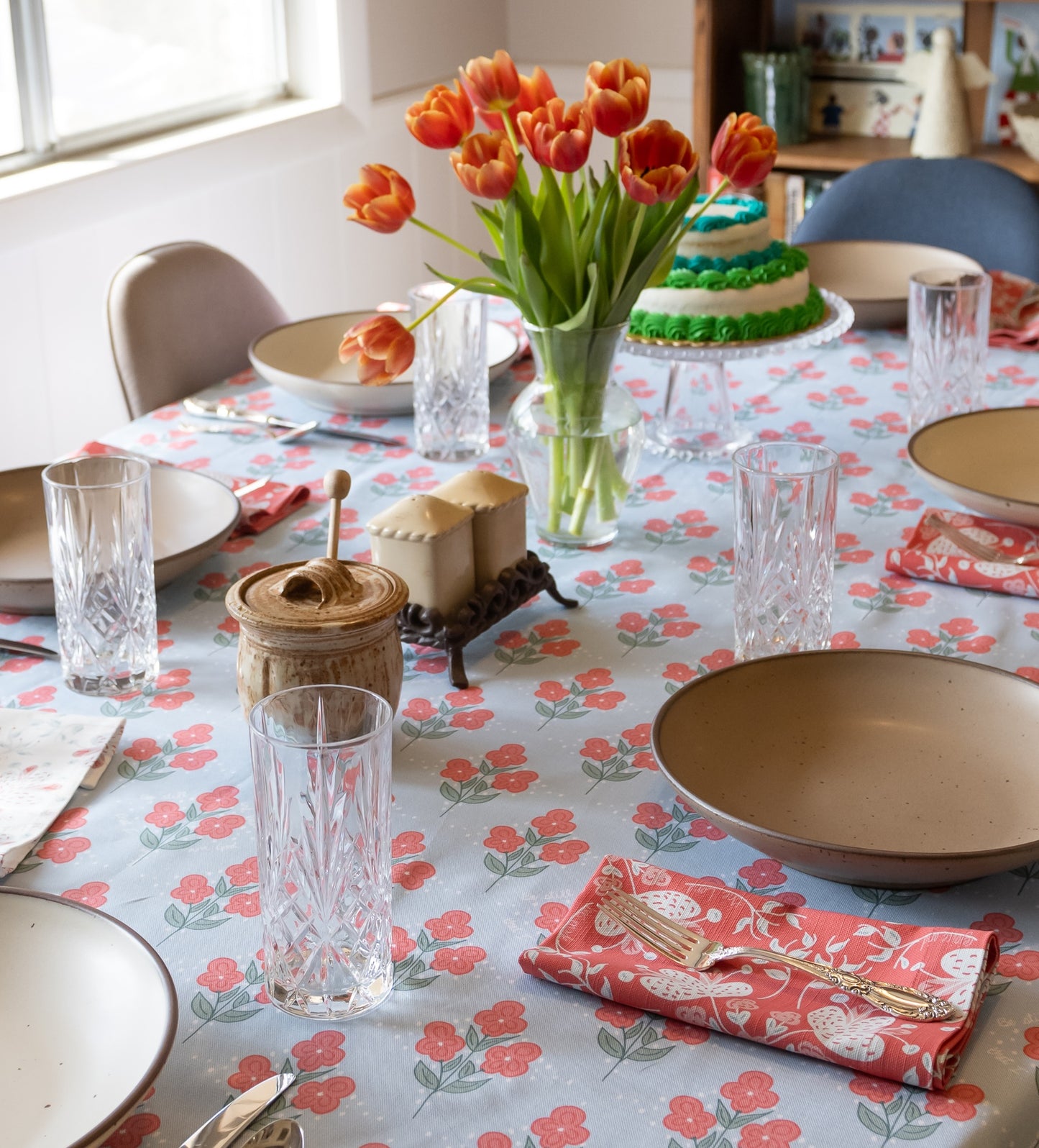 Bible verse napkins; scripture napkins and tablecloth